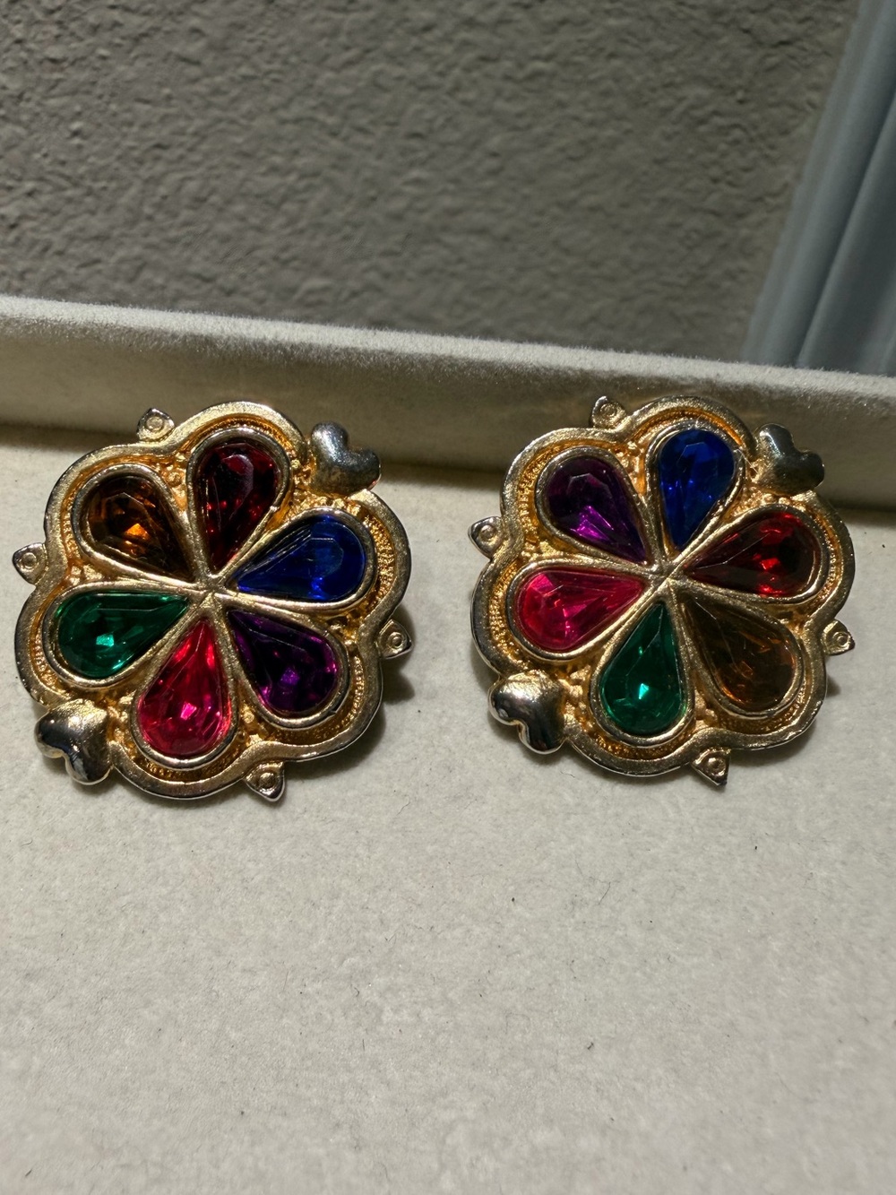Vintage clip ons